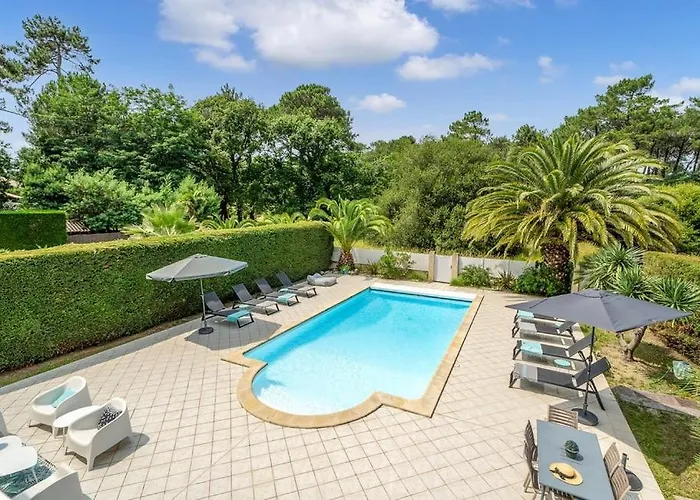 Cap-ferret Nyaraló *